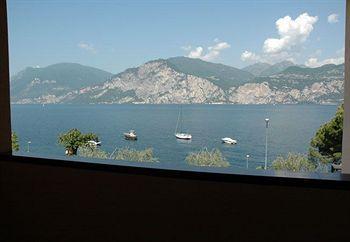 Lido Hotel 3*
